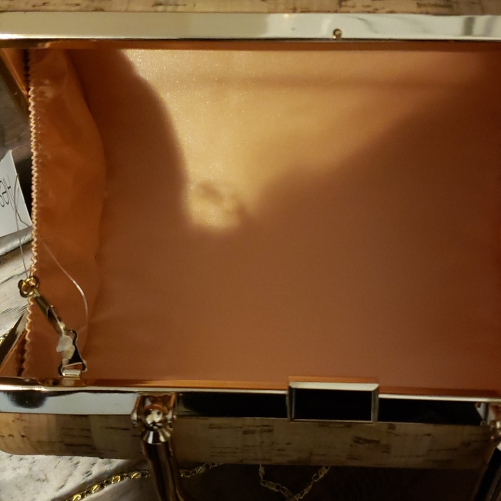 Handbag - Picture 3 of 4